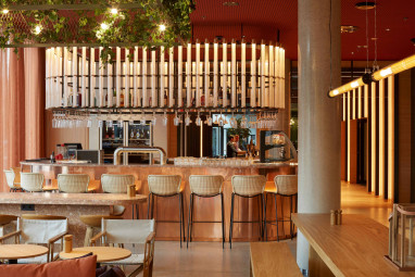 Scandic Frankfurt Hafenpark: Bar/Lounge