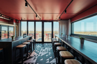 Urban Nature Hotel: Restaurant