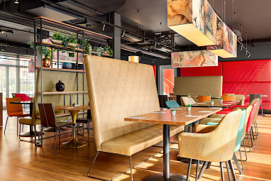 Amedia Hotel & Suites Dachau Trademark Collection by Wyndham by Revo: Restaurant