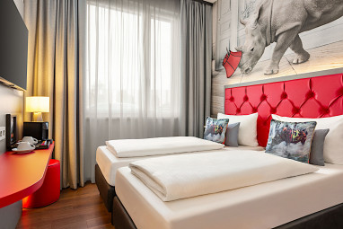 Amedia Hotel & Suites Dachau Trademark Collection by Wyndham by Revo: Zimmer