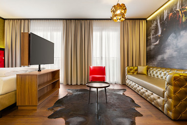 Amedia Hotel & Suites Dachau Trademark Collection by Wyndham by Revo: Zimmer
