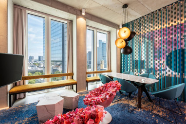 nhow Frankfurt: Zimmer