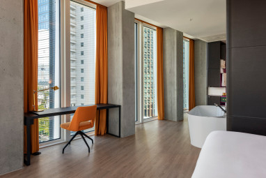 nhow Frankfurt: Zimmer