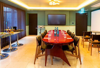 MUZE Hotel Düsseldorf – Handwritten Collection: Tagungsraum