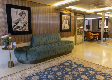 MUZE Hotel Düsseldorf – Handwritten Collection: Lobby