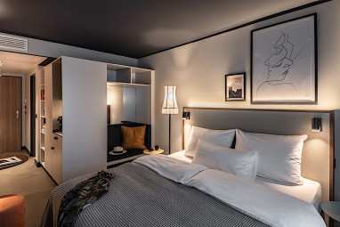 Revo München by Revo: Zimmer