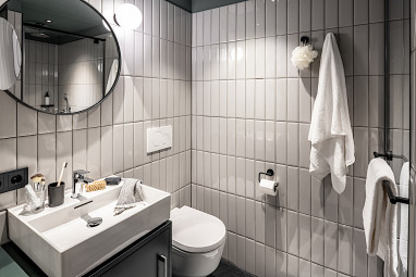 Revo München by Revo: Zimmer