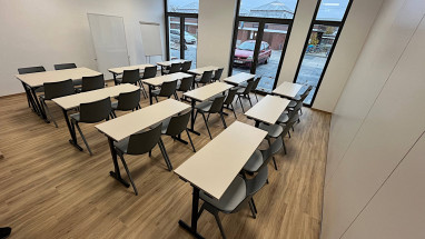 LOGINN Hotel Berlin Airport: Tagungsraum