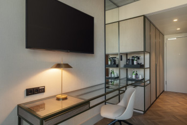 NH Collection Frankfurt Spin Tower: Zimmer