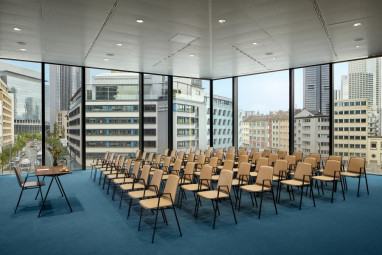 NH Collection Frankfurt Spin Tower: Tagungsraum