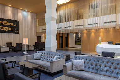 DoubleTree by Hilton Vienna Schönbrunn: Lobby