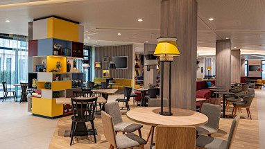 Hampton by Hilton Munich City North: Lobby