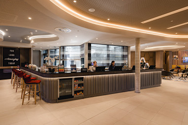 Hampton by Hilton Vienna City West: Lobby