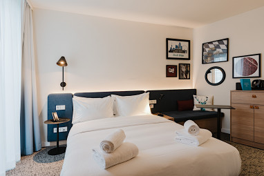 Hampton by Hilton Vienna City West: Zimmer