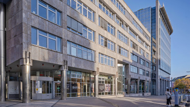 memox | Stuttgart Schlossplatz: Außenansicht