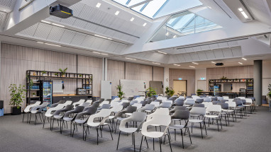 memox | Stuttgart Schlossplatz: Tagungsraum